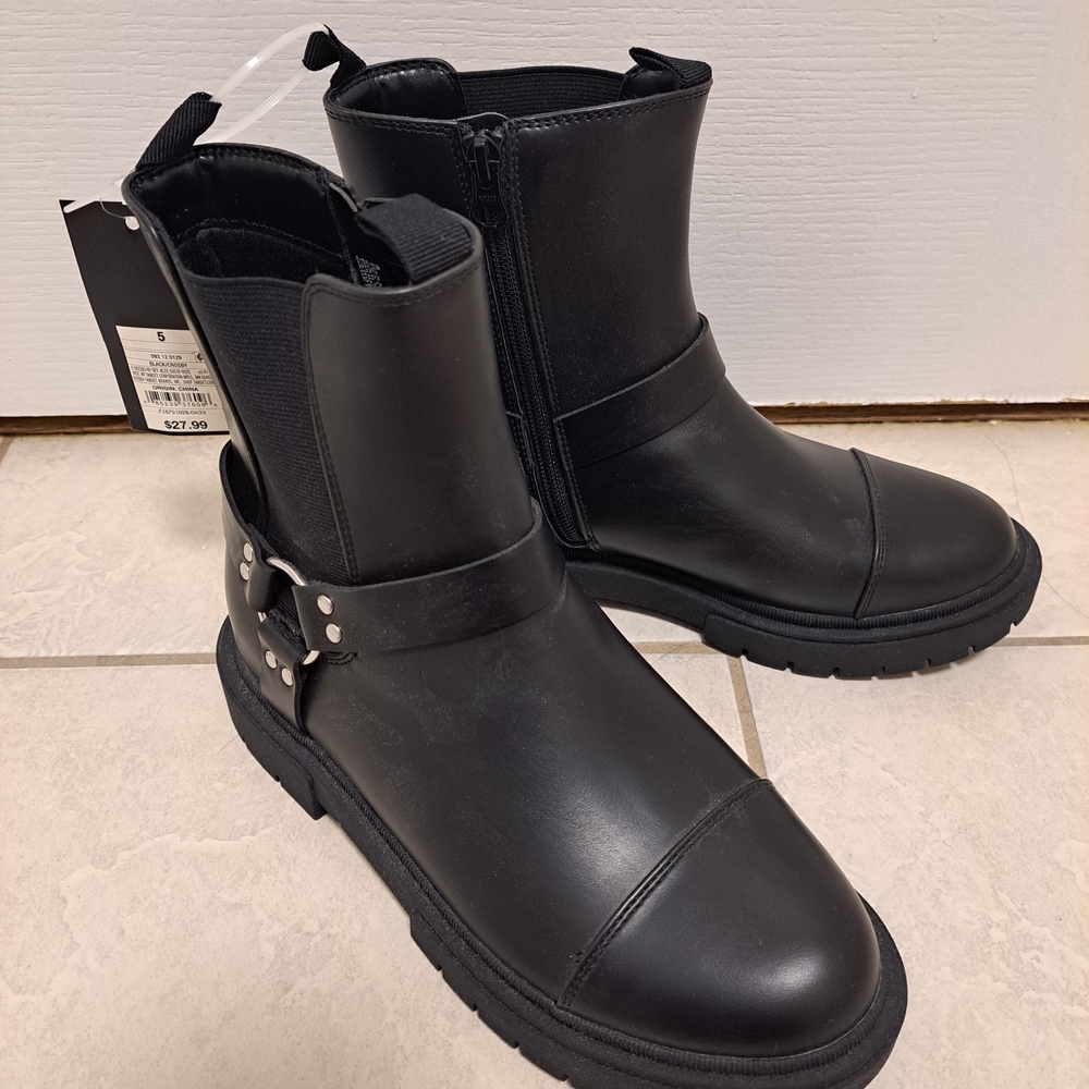 Art Class Black Kids Boots with Buckle